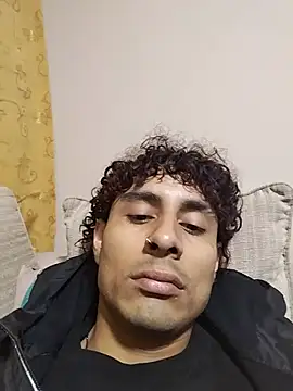 Snapshot of Saweetieyblacksnake chatting on July 21, 2:25 am Saweetieyblacksnake online show from July 21, 2:25 am