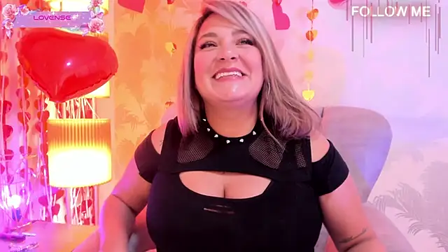 Elise-Leyton online show from February 14, 8:27 pm