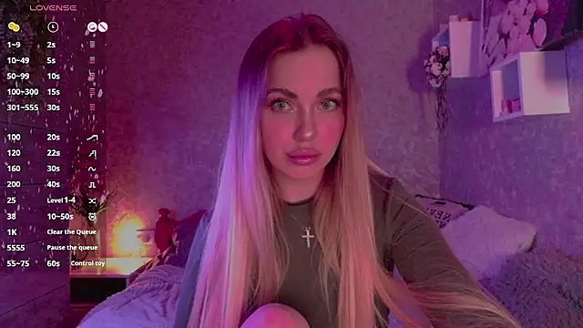 Mika Rayy online show from March 3, 11:14 pm