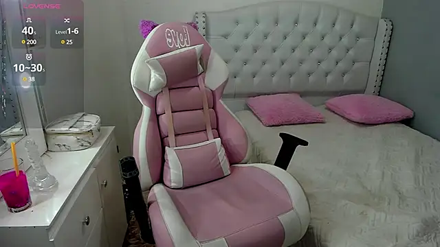 Alana ponsee online show from January 26, 3:17 am