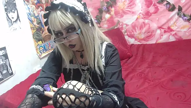 Snapshot of darkelectrodj chatting on January 24, 4:48 am darkelectrodj online show from January 24, 4:48 am