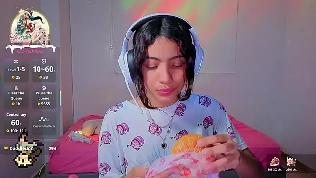 Lovelyamyy online show from December 4, 2:10 am