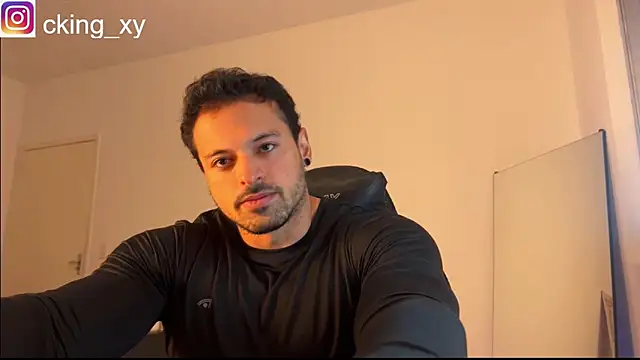 Snapshot of Lucasfit24 chatting on June 27, 1:21 am Lucasfit24 online show from June 27, 1:21 am