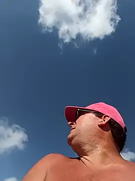 MountJohnXL online show from April 21, 4:56 pm