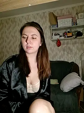 Melenka online show from March 10, 10:15 pm