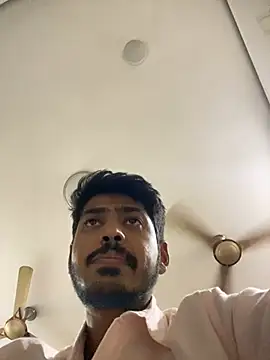 cute modell online show from February 1, 4:11 pm