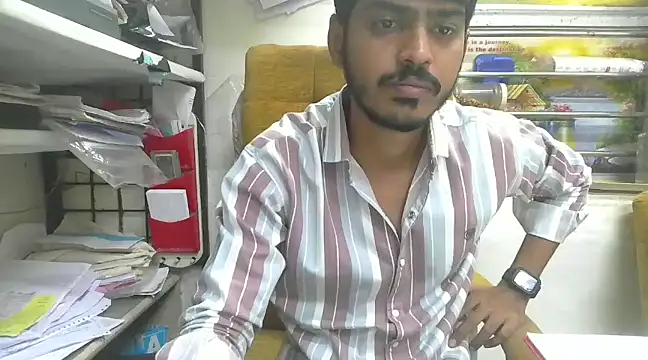 cute modell online show from February 7, 10:50 am