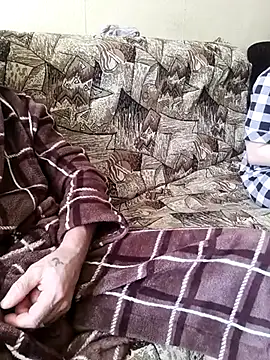 Snapshot of LoverCoupxl chatting on March 8, 11:37 am LoverCoupxl online show from March 8, 11:37 am