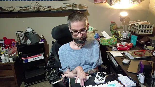 Snapshot of HighPriest_Belial666 chatting on January 18, 5:44 am HighPriest Belial666 online show from January 18, 5:44 am