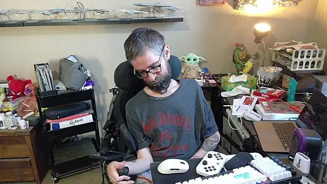 Snapshot of HighPriest_Belial666 chatting on February 11, 9:31 pm HighPriest Belial666 online show from February 11, 9:31 pm