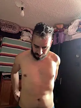 Snapshot of leonardohot1987 chatting on January 18, 8:19 pm leonardohot1987 online show from January 18, 8:19 pm