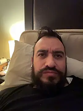 Snapshot of leonardohot1987 chatting on November 8, 5:07 am leonardohot1987 online show from November 8, 5:07 am