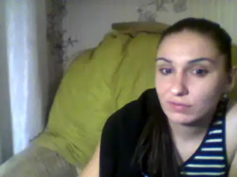 Snapshot of Yuliia30 chatting on February 9, 5:11 pm Yuliia30 online show from February 9, 5:11 pm