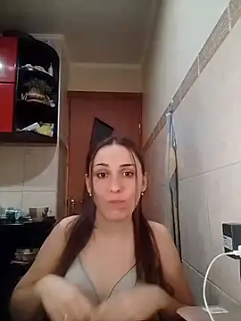 Snapshot of Yuliia30 chatting on February 21, 1:00 am Yuliia30 online show from February 21, 1:00 am