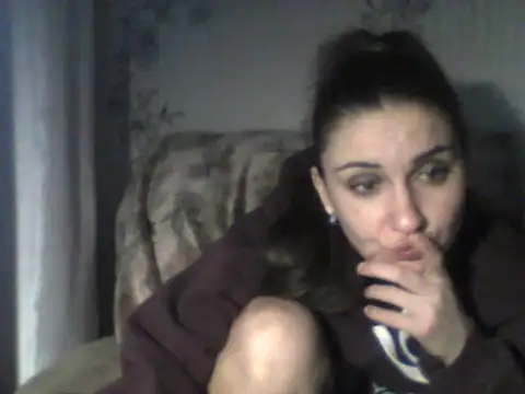 Snapshot of Yuliia30 chatting on February 21, 3:21 pm Yuliia30 online show from February 21, 3:21 pm