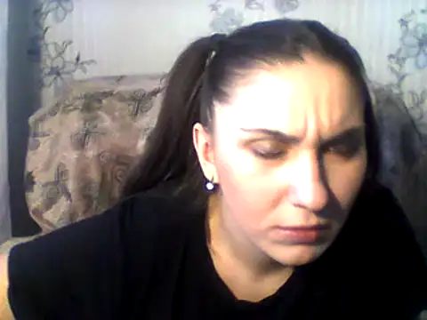 Snapshot of Yuliia30 chatting on February 23, 1:21 pm Yuliia30 online show from February 23, 1:21 pm