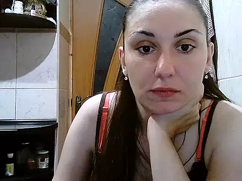 Snapshot of Yuliia30 chatting on October 2, 4:47 pm Yuliia30 online show from October 2, 4:47 pm