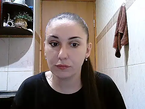 Snapshot of Yuliia30 chatting on October 5, 3:21 pm Yuliia30 online show from October 5, 3:21 pm