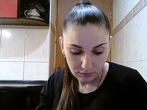 Yuliia30 online show from January 9, 3:15 pm