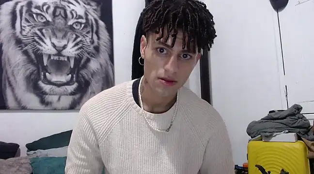 dany hardy online show from January 28, 11:17 pm