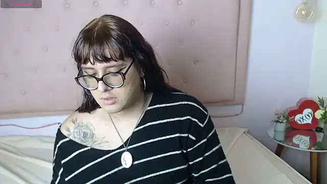 kathepickmanx online show from March 22, 4:05 am