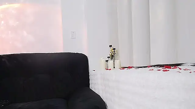 Hey-Cute online show from January 15, 2:02 pm