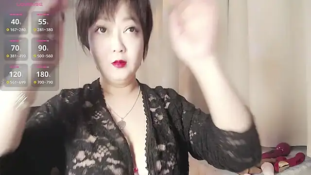 Hey-Cute online show from February 19, 3:38 pm