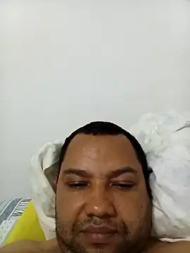 Snapshot of Marcio2235 chatting on September 20, 6:25 am Marcio2235 online show from September 20, 6:25 am