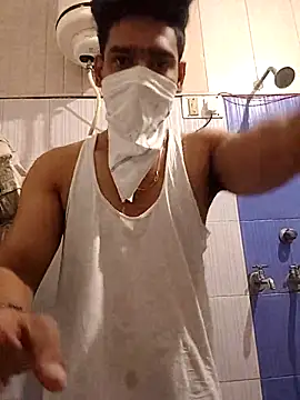 13horny13 online show from February 16, 2:42 am