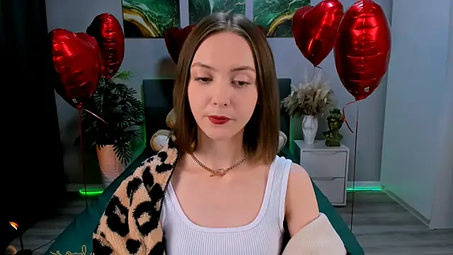 Snapshot of JesssWalker chatting on February 14, 9:53 pm JesssWalker online show from February 14, 9:53 pm