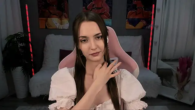 Snapshot of SamanthaaaWalker chatting on June 17, 9:27 pm SamanthaaaWalker online show from June 17, 9:27 pm