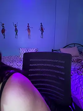 Snapshot of Ayeshaa__25 chatting on March 7, 9:07 am Ayeshaa 25 online show from March 7, 9:07 am