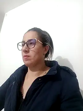 CHARLOTTE 1711 online show from March 6, 5:24 am