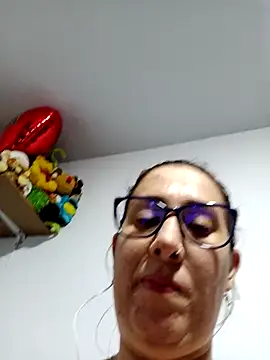 CHARLOTTE 1711 online show from December 16, 4:17 am