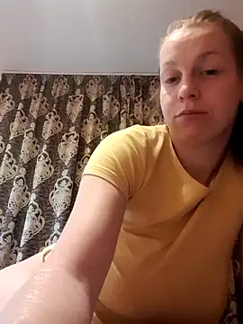 Snapshot of ioanaf chatting on January 19, 1:00 am ioanaf online show from January 19, 1:00 am