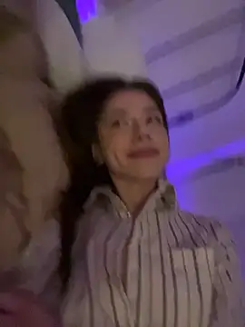 Mary Leaf online show from February 27, 10:31 pm