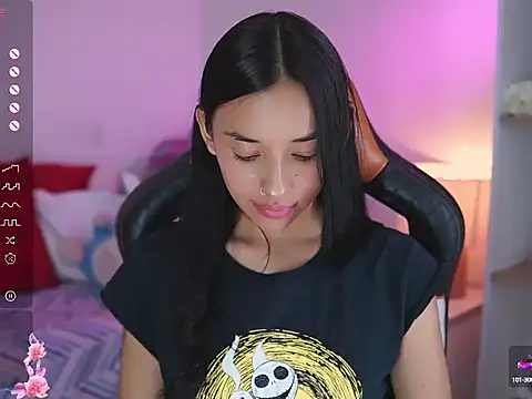 Hade collinss online show from March 3, 9:59 pm