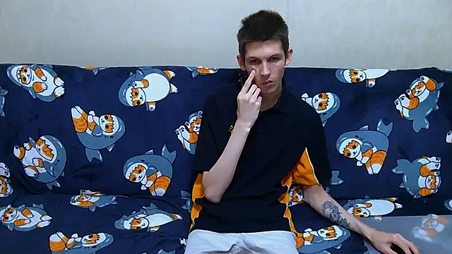 Snapshot of Lester_Broo chatting on May 26, 10:39 pm Lester Broo online show from May 26, 10:39 pm