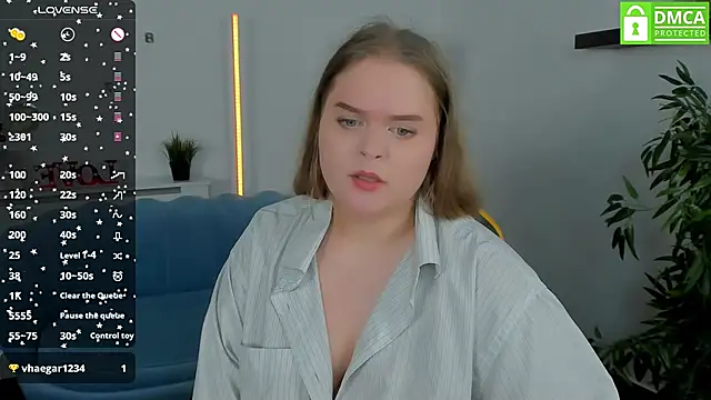 Snapshot of Erica__Alta chatting on January 14, 1:26 am Erica Alta online show from January 14, 1:26 am