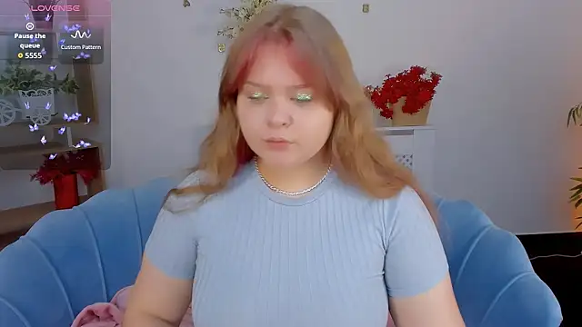 Snapshot of Erica__Alta chatting on September 19, 5:42 am Erica Alta online show from September 19, 5:42 am