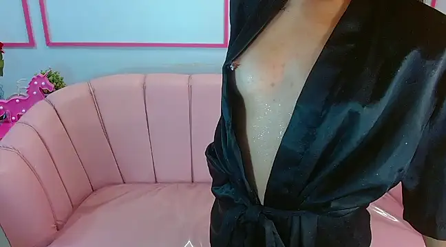 Snapshot of victoria_ricci_a chatting on February 24, 7:41 pm victoria ricci a online show from February 24, 7:41 pm