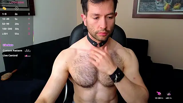Snapshot of hairyncuteass chatting on October 6, 1:41 pm hairyncuteass online show from October 6, 1:41 pm