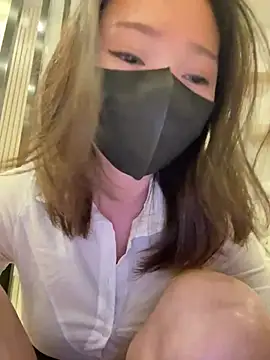 Snapshot of anan2025 chatting on March 22, 1:19 pm anan2025 online show from March 22, 1:19 pm