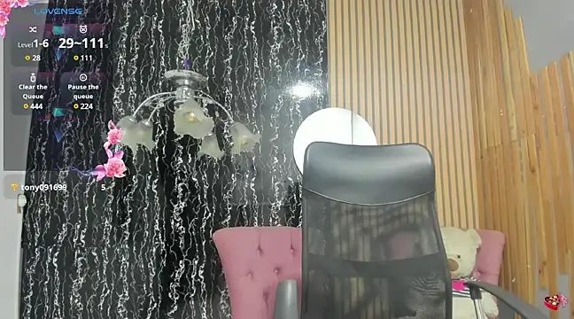 Snapshot of Iam_zaia chatting on February 21, 10:48 pm Iam zaia online show from February 21, 10:48 pm