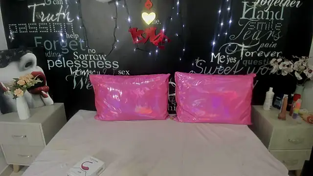 HornyRouse  online show from March 18, 10:57 am