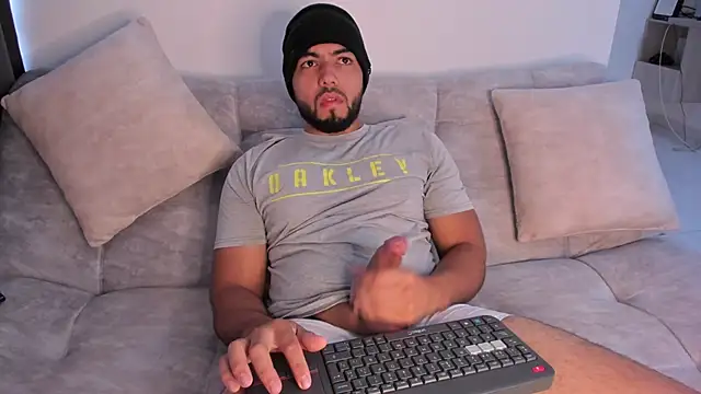 arturguy00 online show from February 7, 4:35 pm