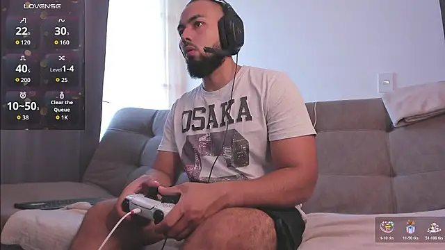 arturguy00 online show from January 18, 9:40 pm