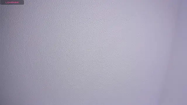 Snapshot of raven__white1 chatting on February 19, 11:14 pm raven  white1 online show from February 19, 11:14 pm