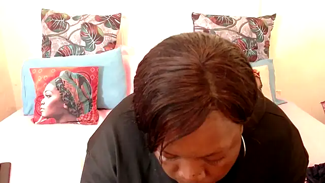 omalicha98 online show from February 17, 5:58 am