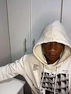 snotLoud online show from February 15, 9:59 pm